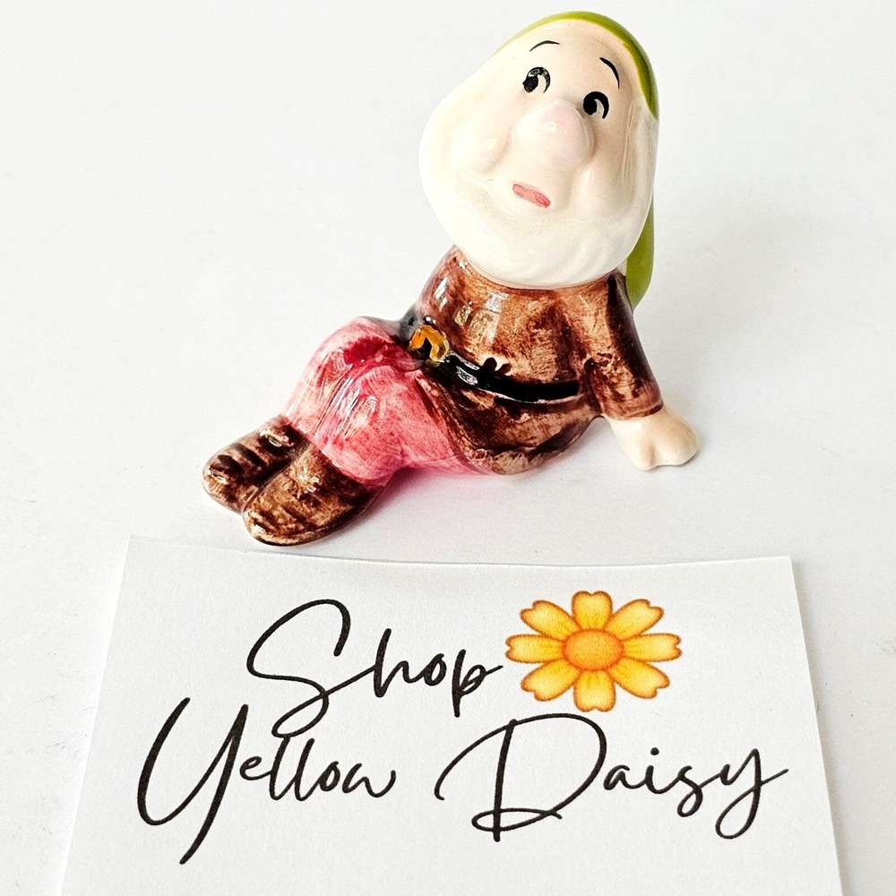 Vintage Walt Disney Productions Sneezy Ceramic Figurine Japan Snow White Dwarf
